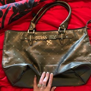 Miss me purse